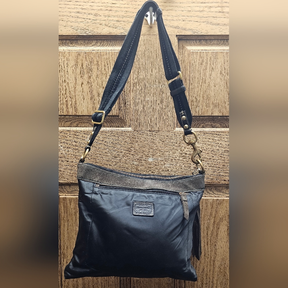 Coach Black Nylon & Suede Crossbody Style CO6J-10098 EUC - Picture 10 of 16